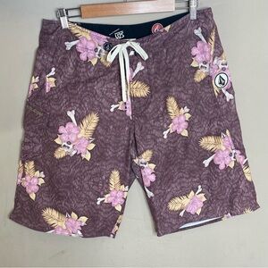 Volcom 2 Way Stretch Men’s Board Shorts Floral Size 34